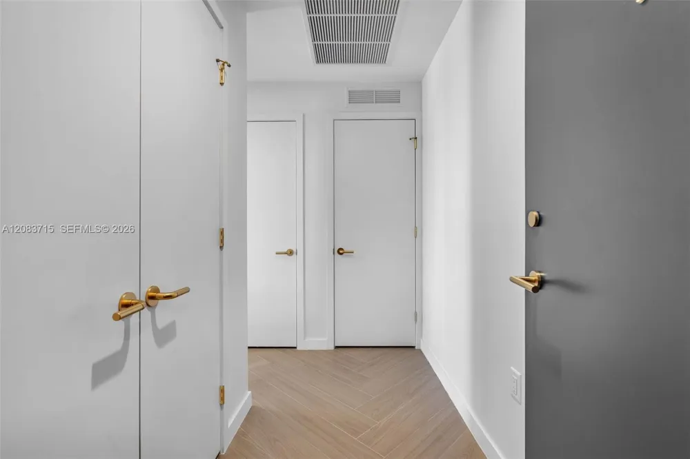 2700 NW 2nd Ave #422 Miami, FL 33127