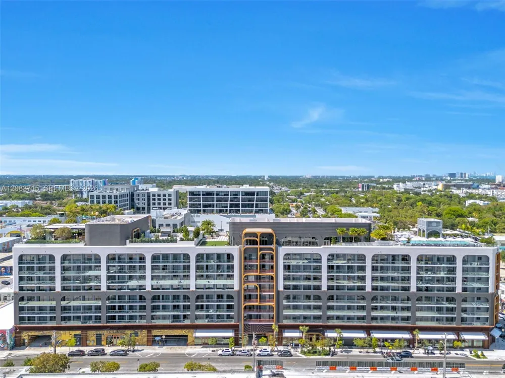 2700 NW 2nd Ave #422 Miami, FL 33127