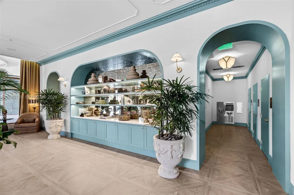 2700 NW 2nd Ave #422 Miami, FL 33127