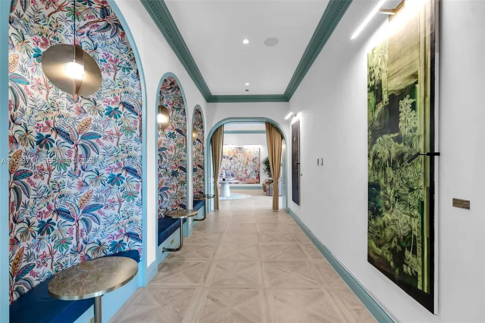 2700 NW 2nd Ave #422 Miami, FL 33127