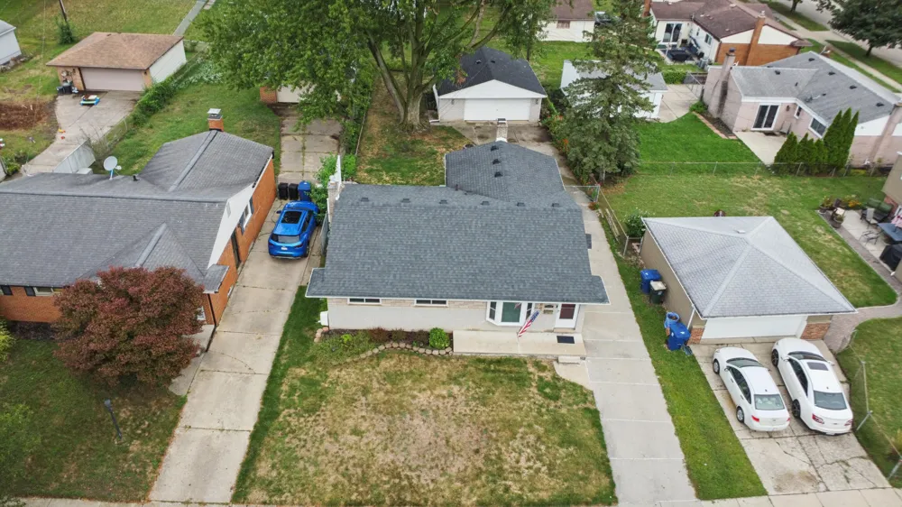 8234 Holly Drive Canton, MI 48187