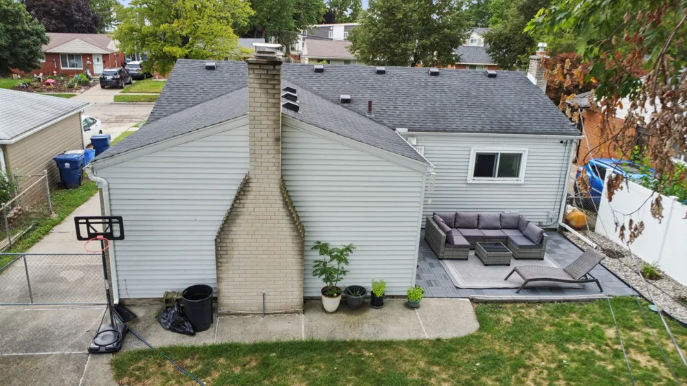 8234 Holly Drive Canton, MI 48187