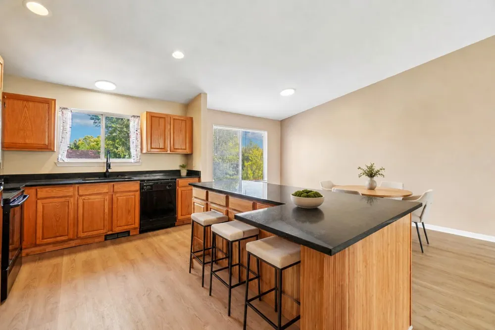7365 Maplelawn Drive Ypsilanti, MI 48197