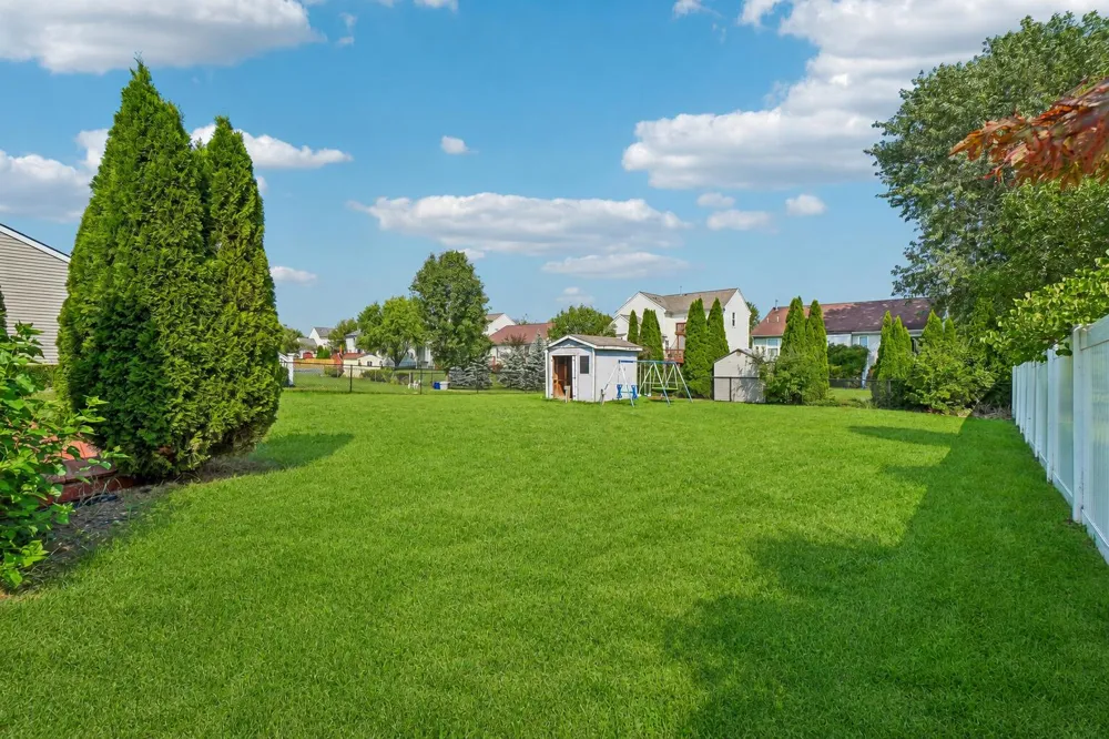 7365 Maplelawn Drive Ypsilanti, MI 48197
