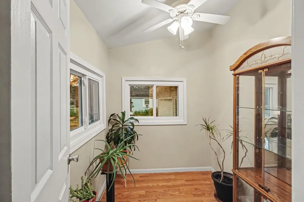 3219 West Street Milford, MI 48380