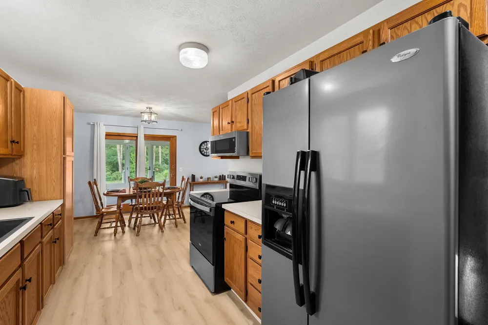 3343 John Street Ravenna, MI 49451