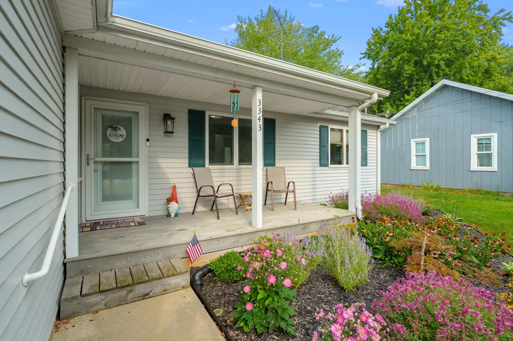 3343 John Street Ravenna, MI 49451