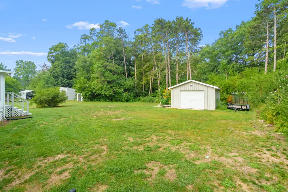 3343 John Street Ravenna, MI 49451