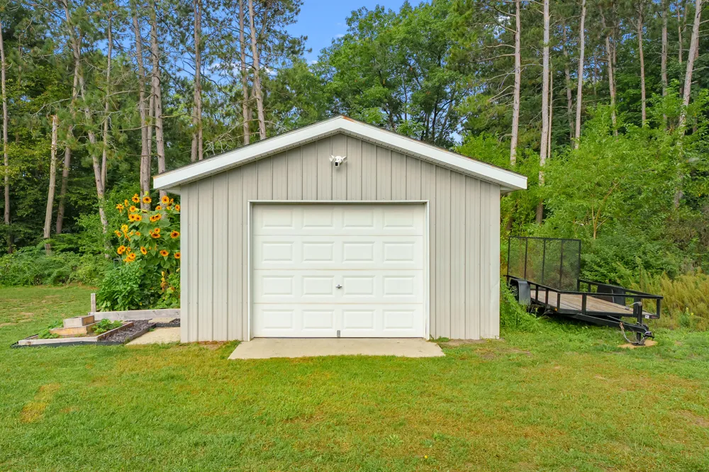 3343 John Street Ravenna, MI 49451