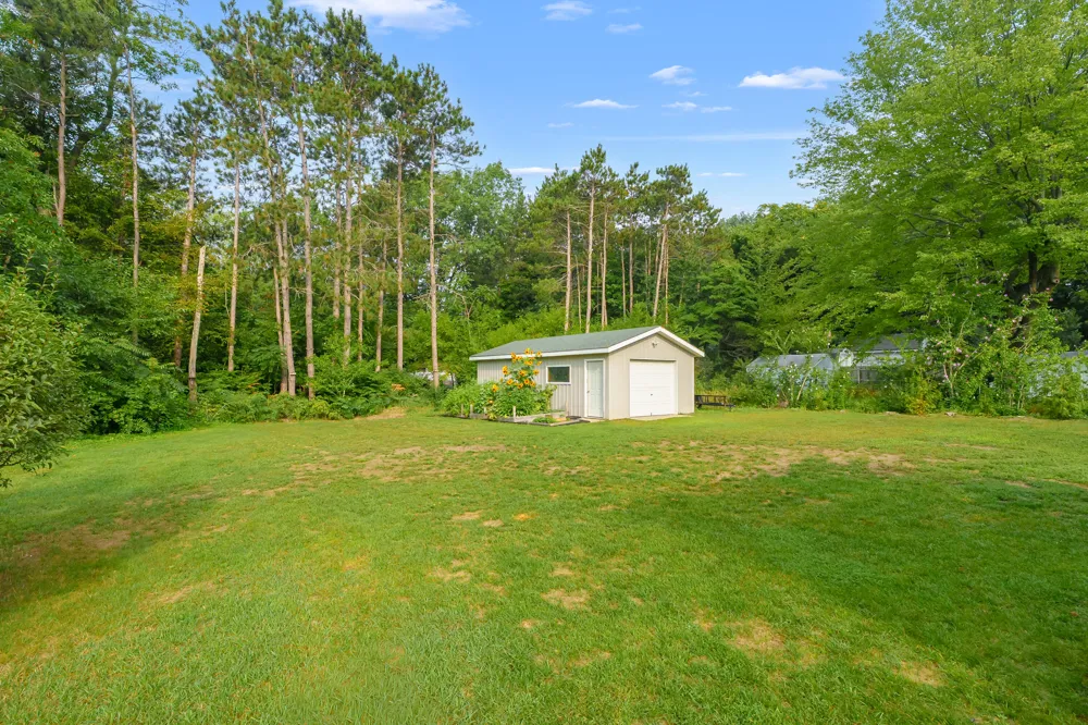 3343 John Street Ravenna, MI 49451