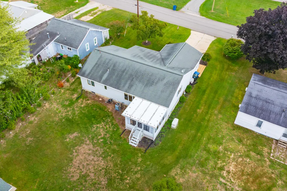 3343 John Street Ravenna, MI 49451