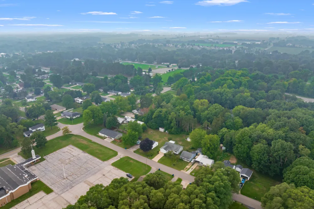 3343 John Street Ravenna, MI 49451
