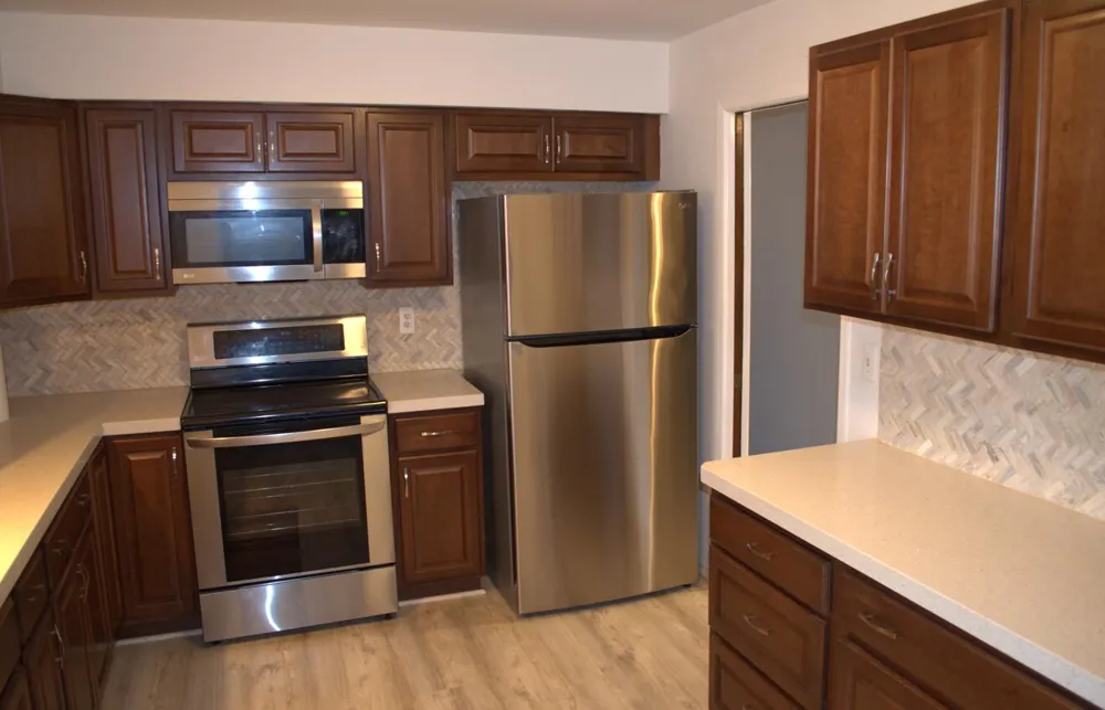 30831 Hunters #23 Farmington Hills, MI 48334