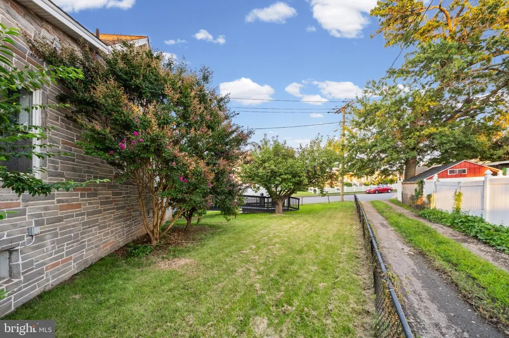 1900 MONUMENTAL ROAD Baltimore, MD 21222
