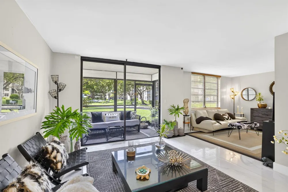1000 COLONY POINT CIRCLE #108 Pembroke Pines, FL 33026