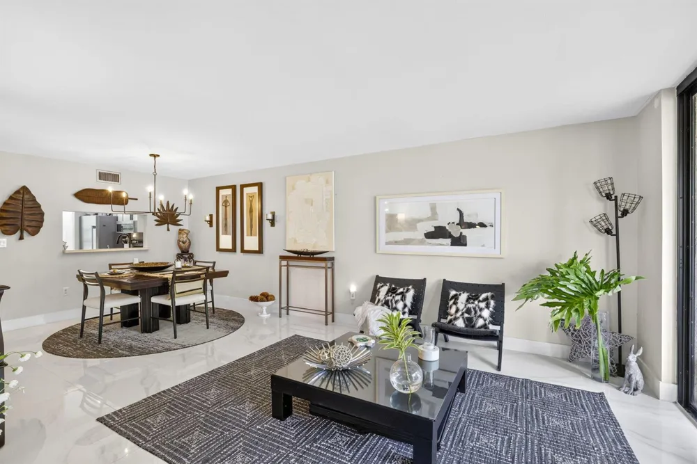 1000 COLONY POINT CIRCLE #108 Pembroke Pines, FL 33026