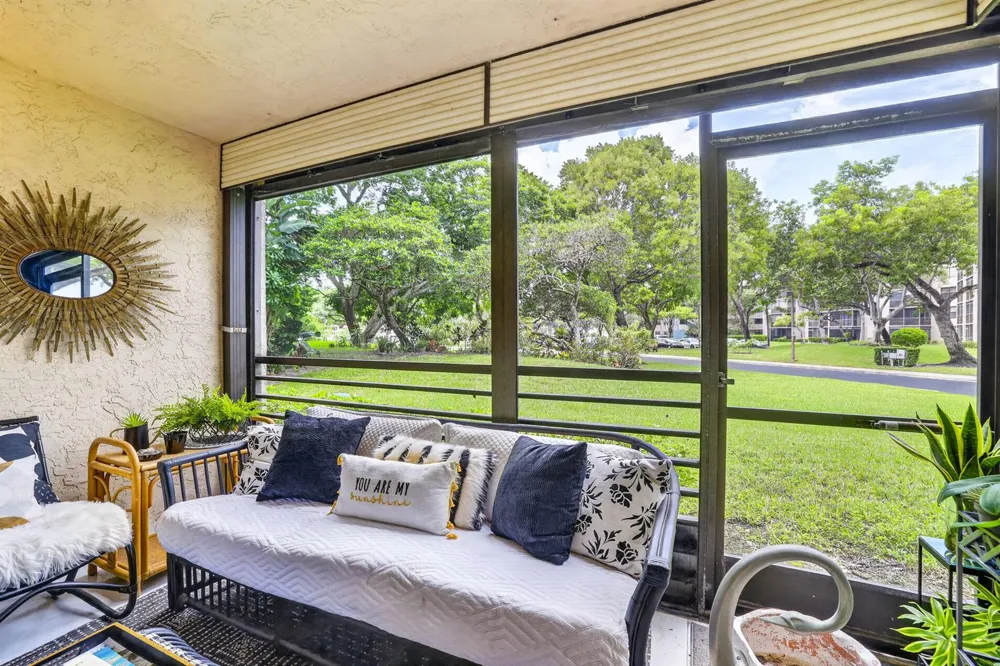 1000 COLONY POINT CIRCLE #108 Pembroke Pines, FL 33026