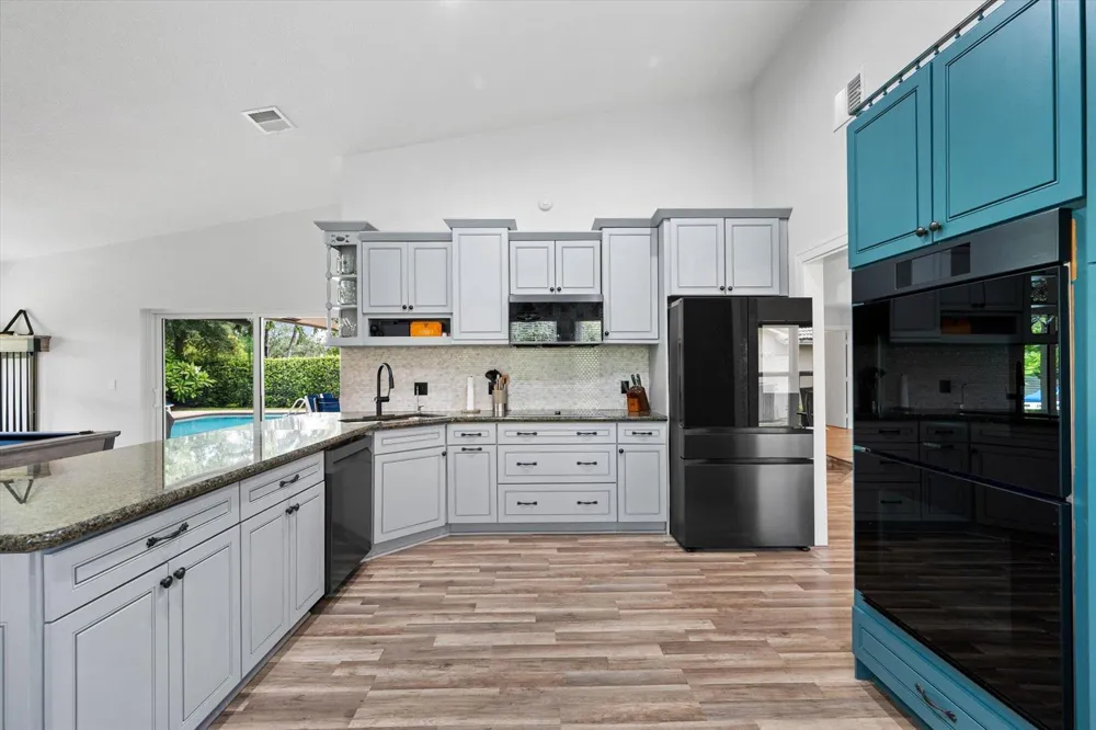 4850 NW 92nd Terrace Coral Springs, FL 33067