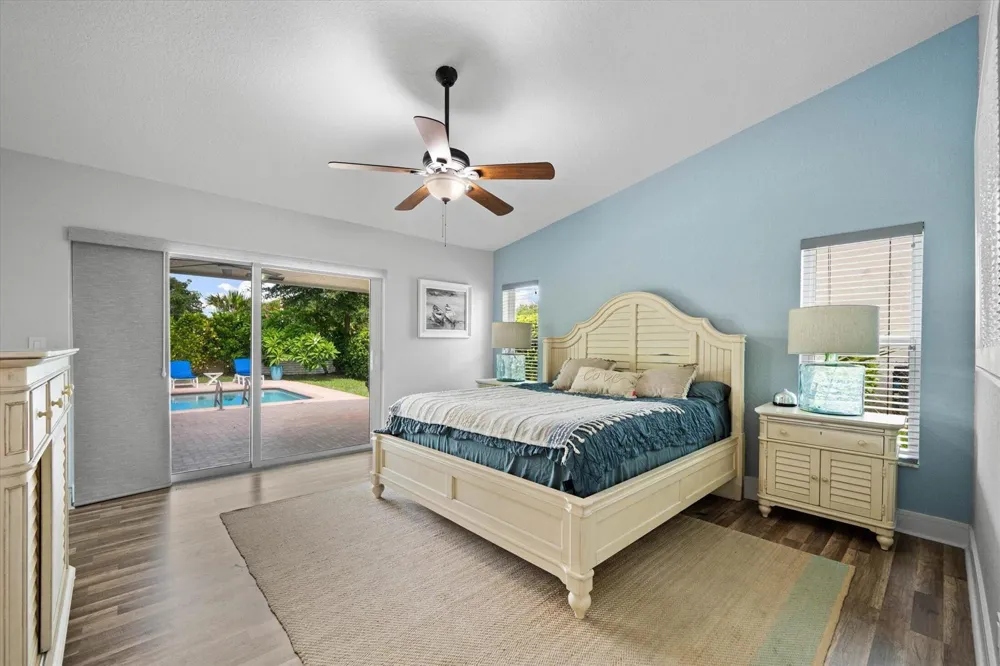 4850 NW 92nd Terrace Coral Springs, FL 33067