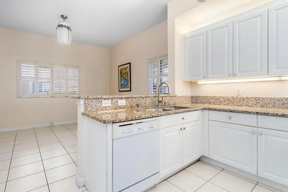 7927 Exeter Boulevard E Tamarac, FL 33321