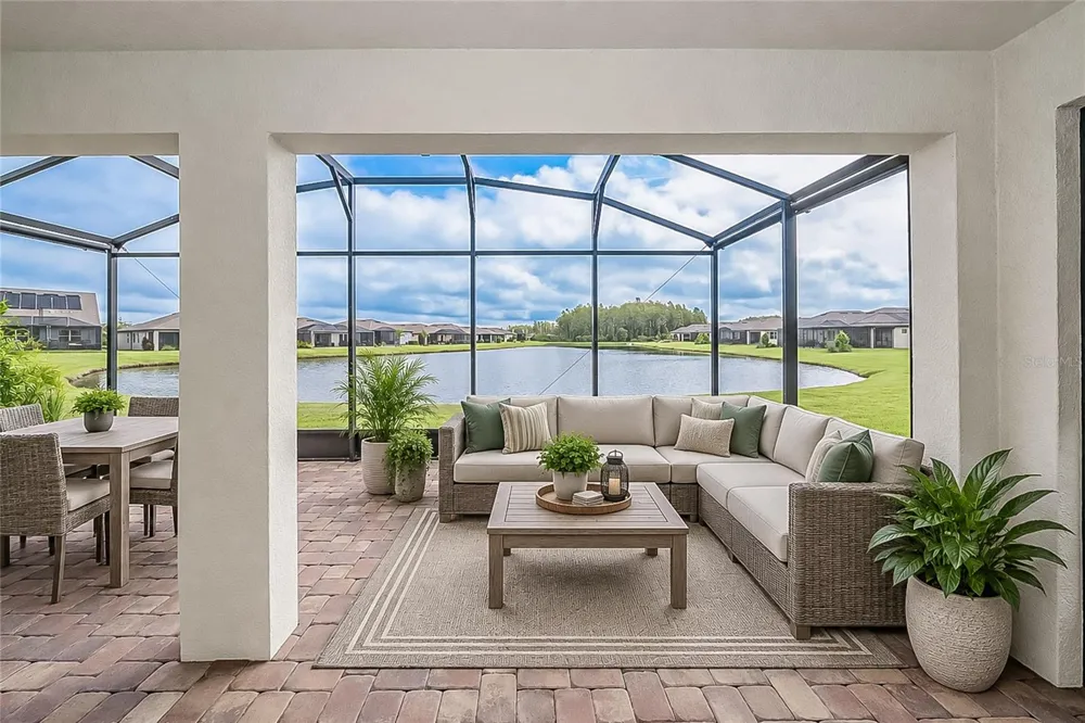 19800 SHIP WHEEL WAY Land O Lakes, FL 34638