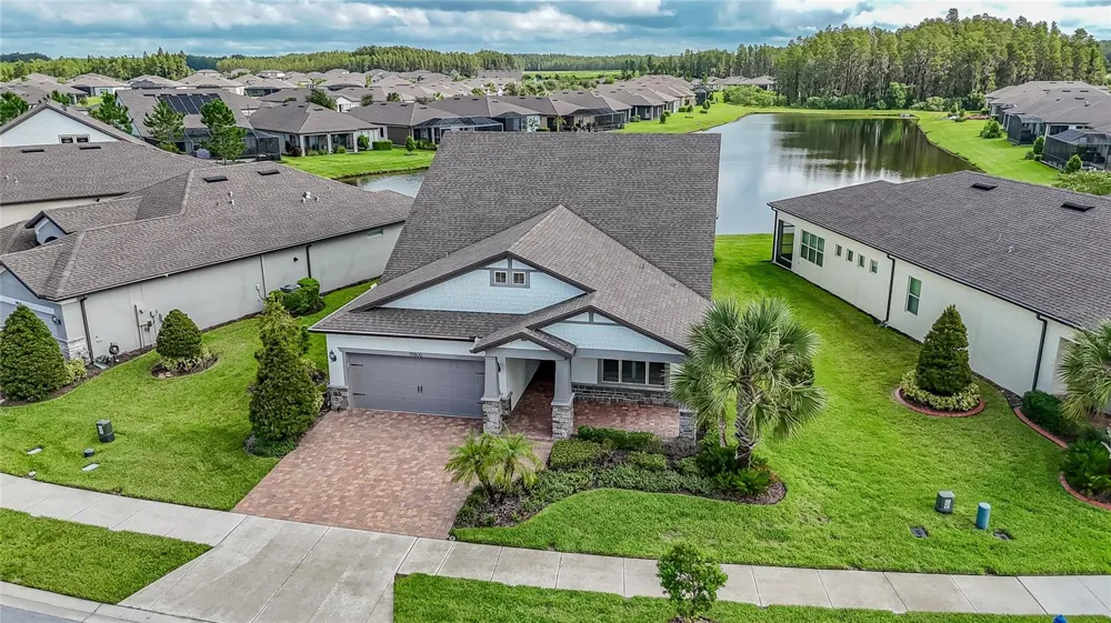 19800 SHIP WHEEL WAY Land O Lakes, FL 34638