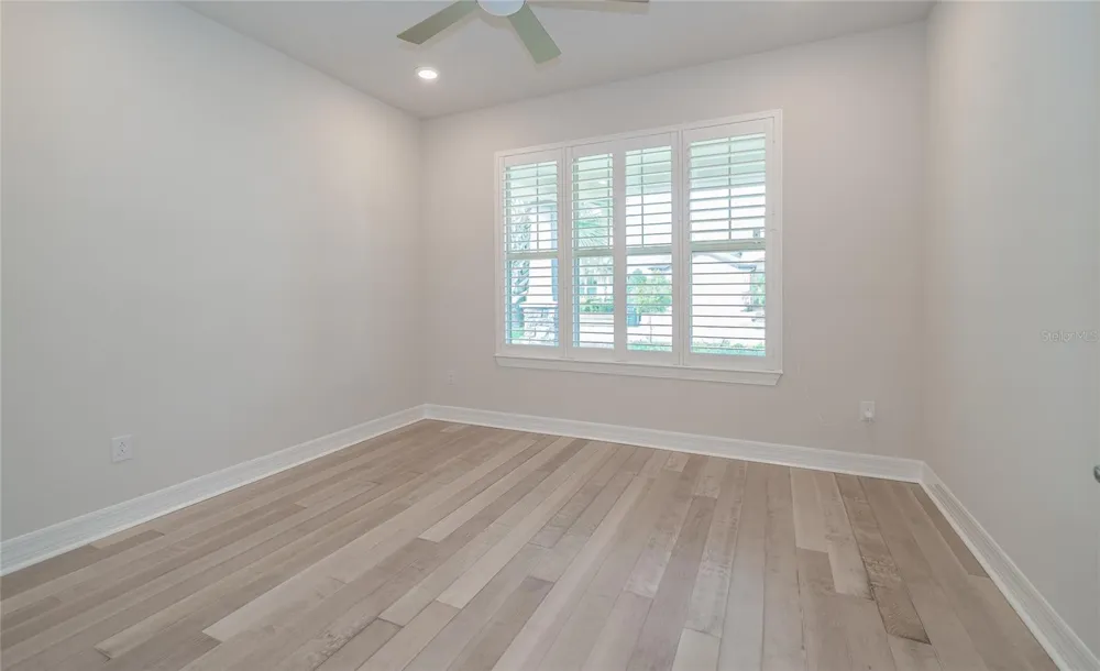 19800 SHIP WHEEL WAY Land O Lakes, FL 34638