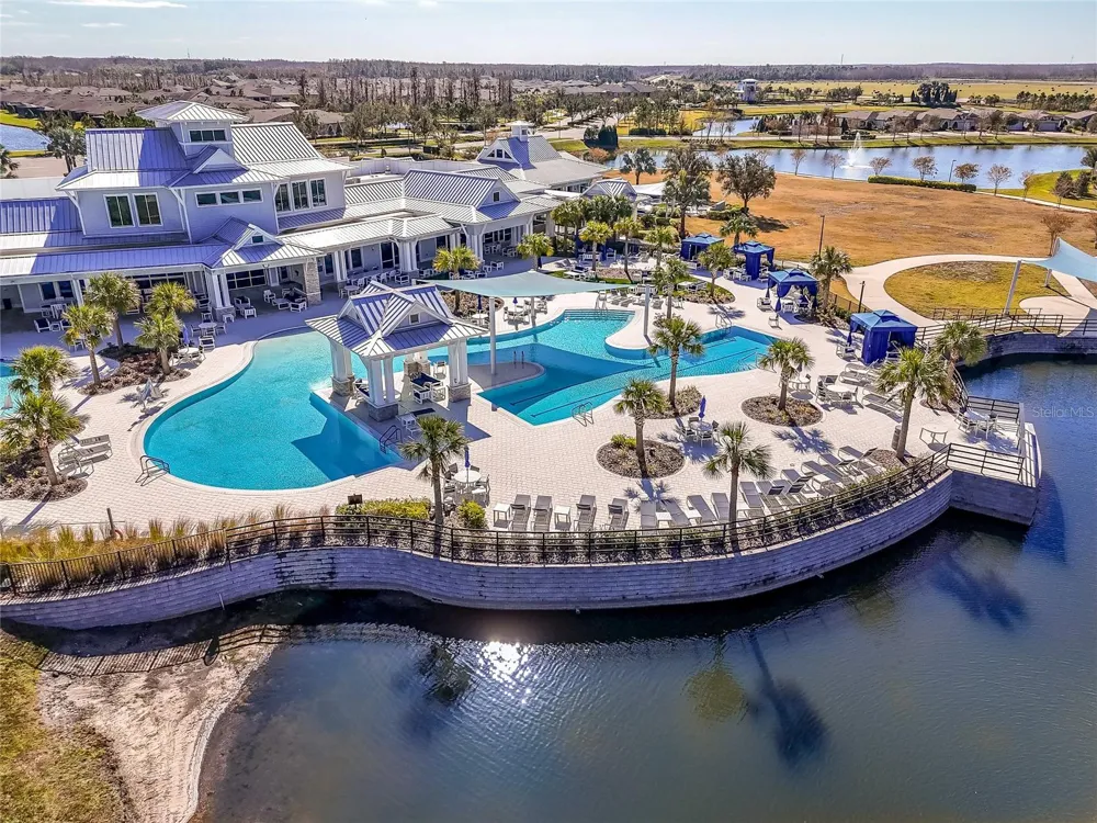 19800 SHIP WHEEL WAY Land O Lakes, FL 34638
