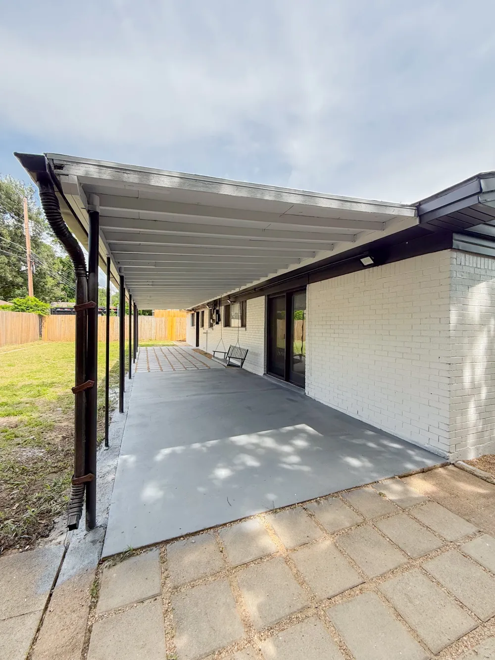 228 Hallbrook Drive Fort Worth, TX 76134