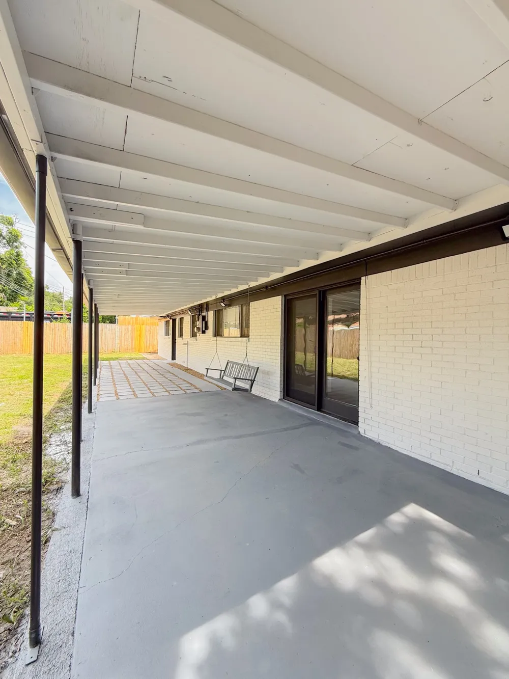 228 Hallbrook Drive Fort Worth, TX 76134