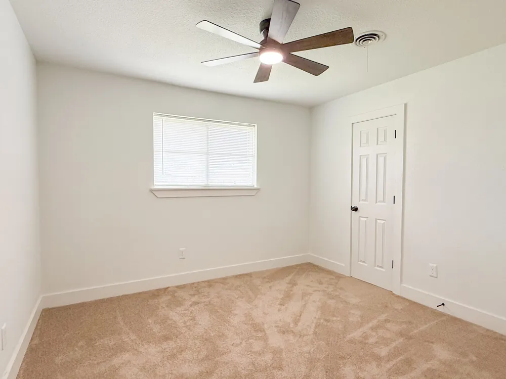228 Hallbrook Drive Fort Worth, TX 76134