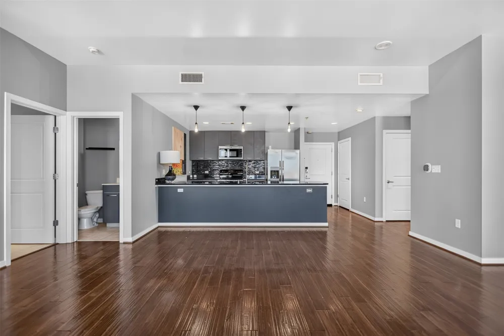 1200 Main Street #1506 Dallas, TX 75202
