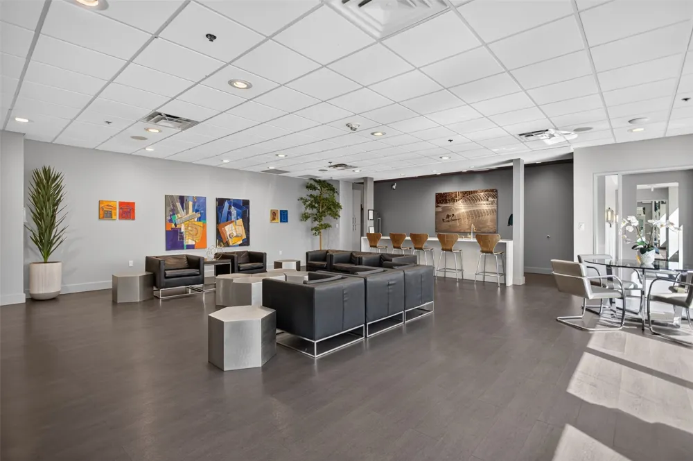 1200 Main Street #1506 Dallas, TX 75202