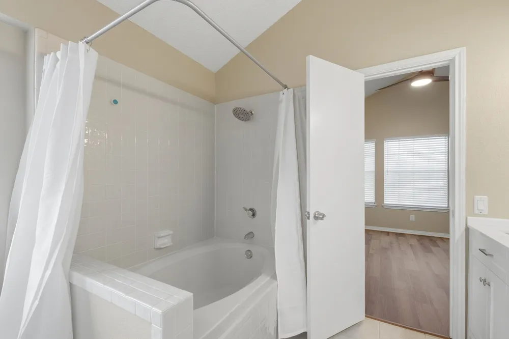 5816 Baker Drive The Colony, TX 75056