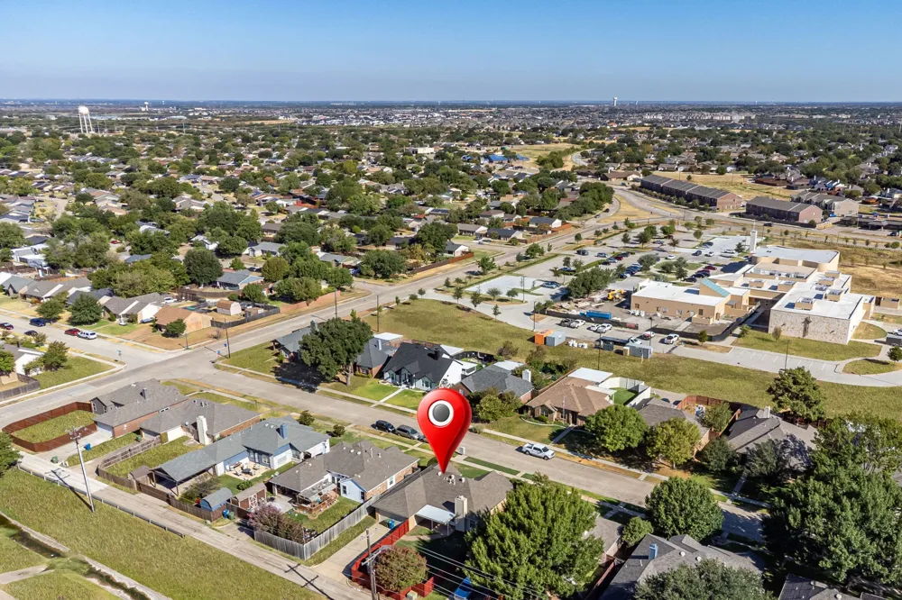 5816 Baker Drive The Colony, TX 75056