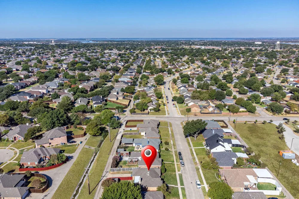 5816 Baker Drive The Colony, TX 75056