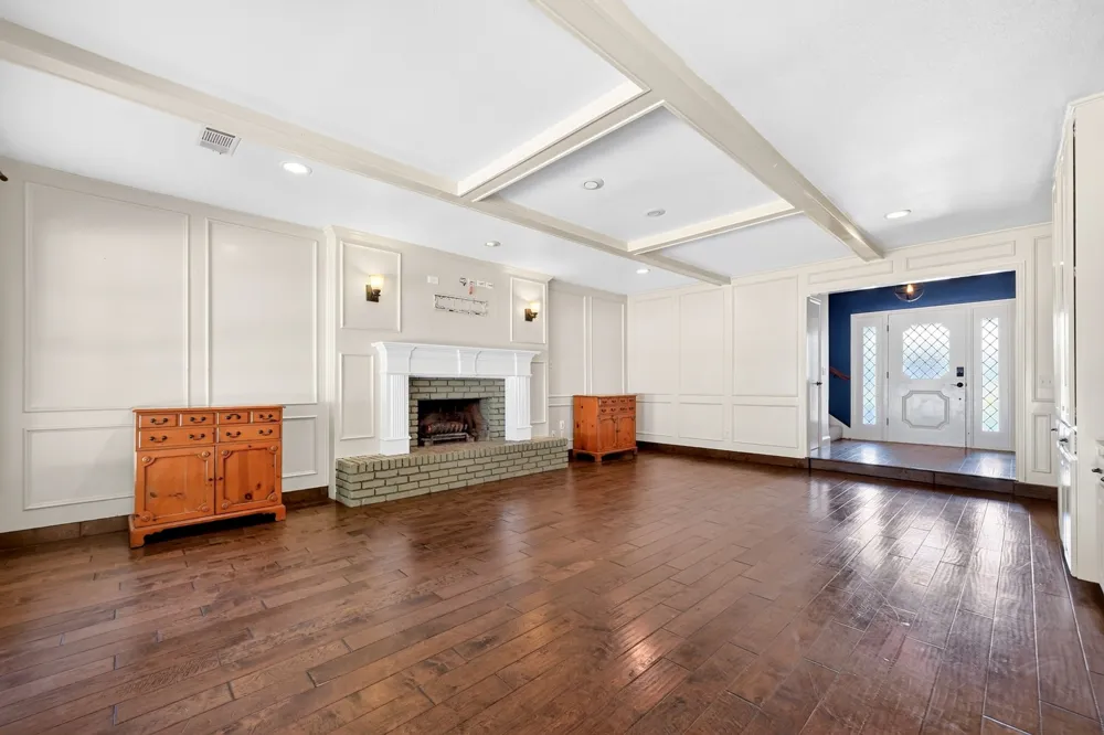2121 Mcdaniel Circle Plano, TX 75075