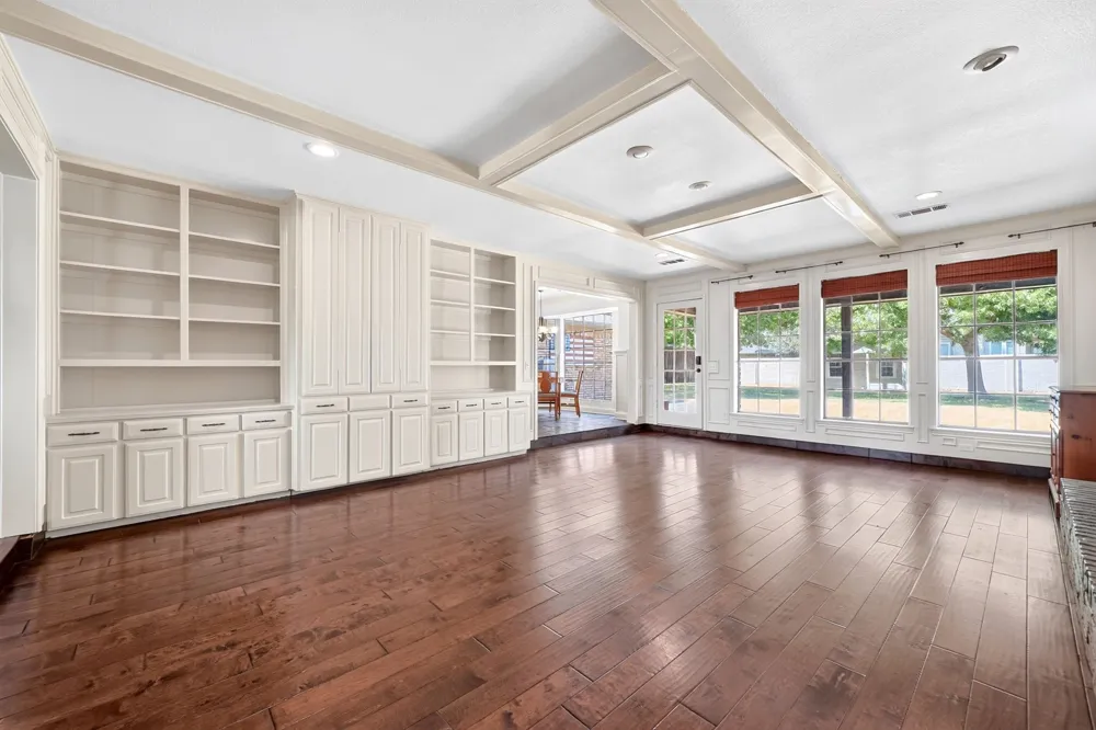 2121 Mcdaniel Circle Plano, TX 75075