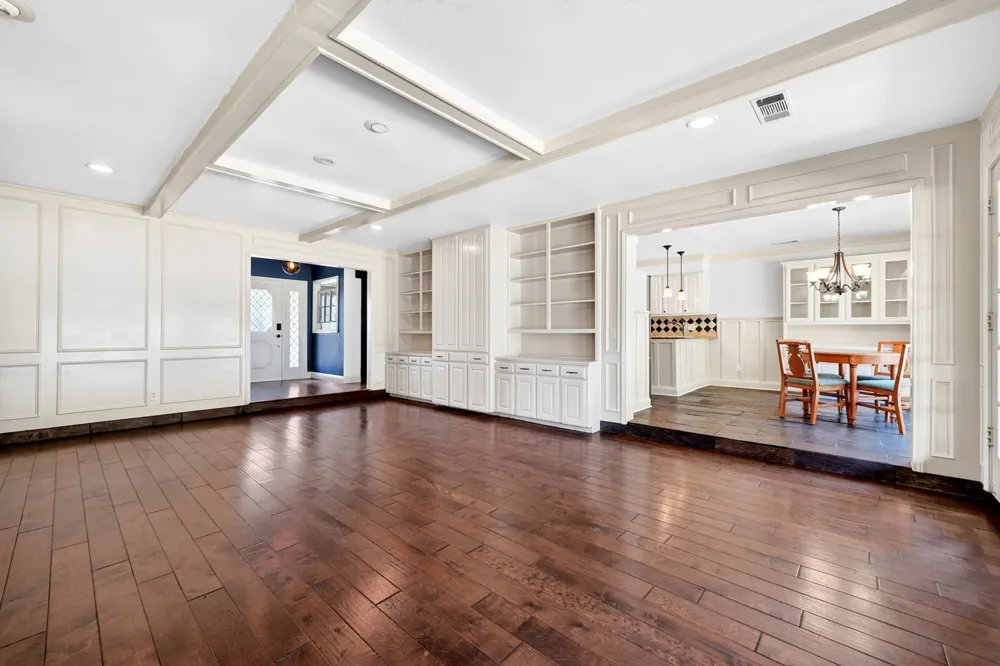 2121 Mcdaniel Circle Plano, TX 75075