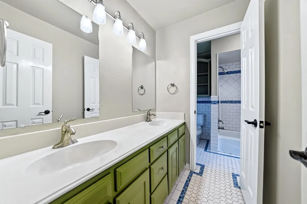2121 Mcdaniel Circle Plano, TX 75075