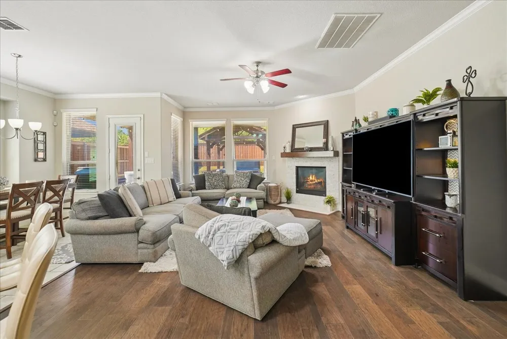6749 Cambridge Drive North Richland Hills, TX 76180