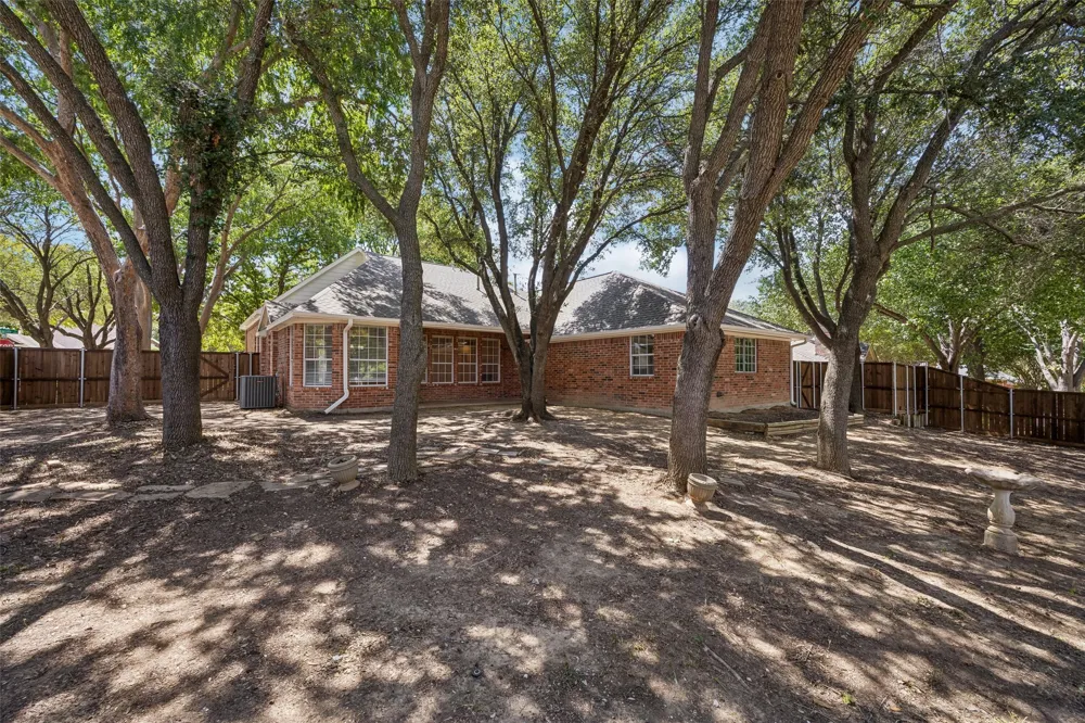 2824 Meadowside Drive McKinney, TX 75071