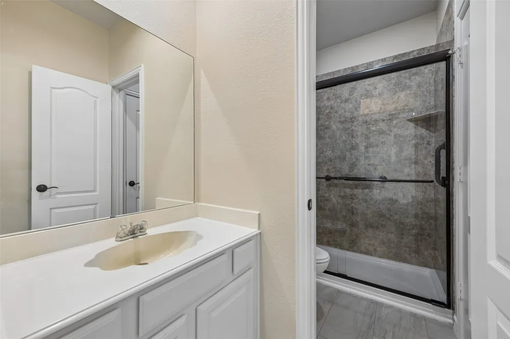 2824 Meadowside Drive McKinney, TX 75071