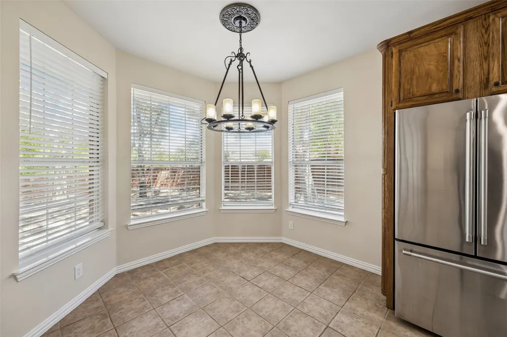 2824 Meadowside Drive McKinney, TX 75071