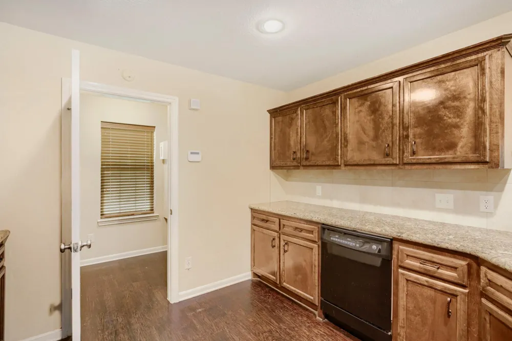 336 Wild Oak Drive Huffman, TX 77336