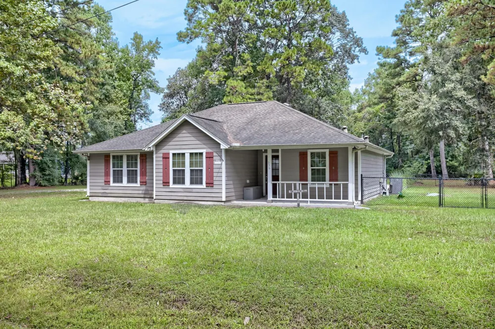 336 Wild Oak Drive Huffman, TX 77336