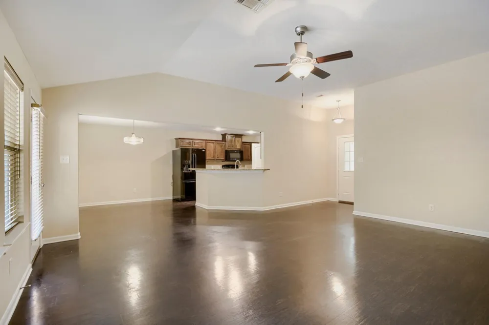 336 Wild Oak Drive Huffman, TX 77336