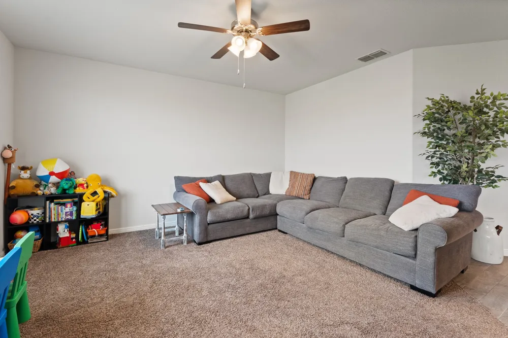 1812 Millbrae Road Cleburne, TX 76033