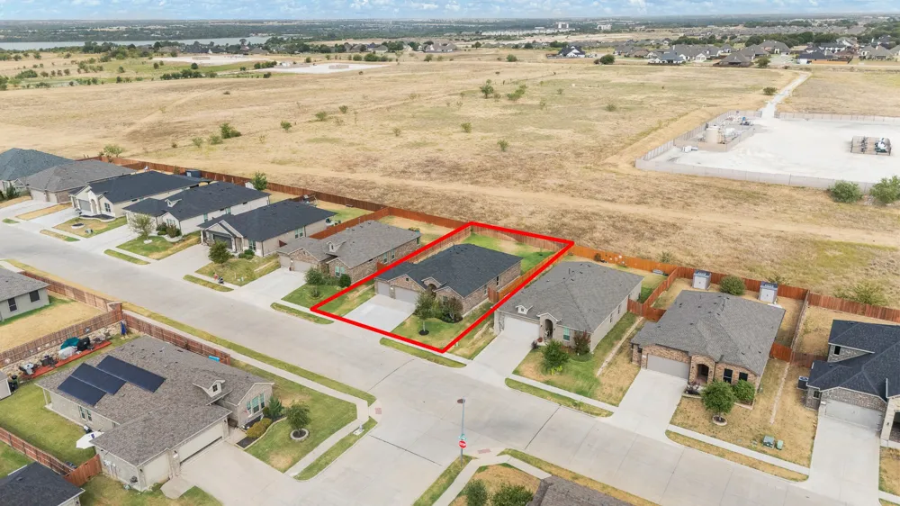 1812 Millbrae Road Cleburne, TX 76033