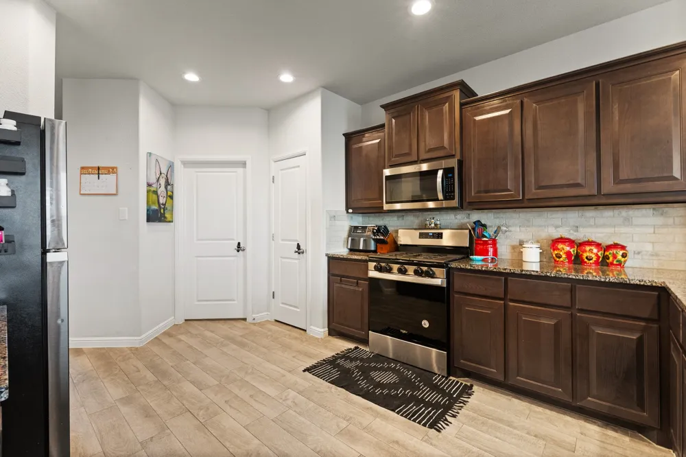 1812 Millbrae Road Cleburne, TX 76033